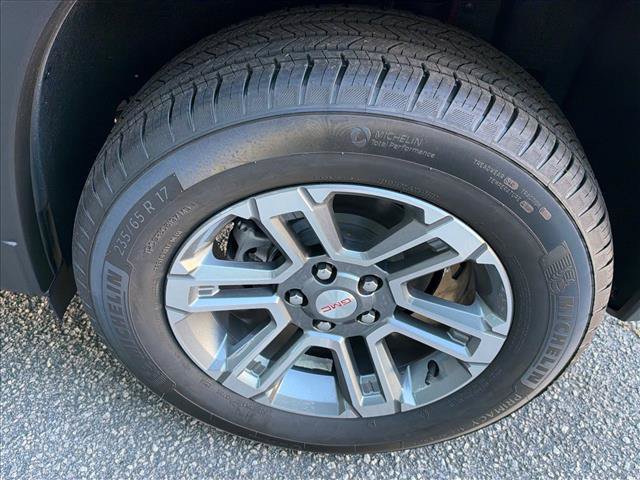 New 2027 GMC Terrain Elevation w/ LPO, Floor Liner Package FWD image 17