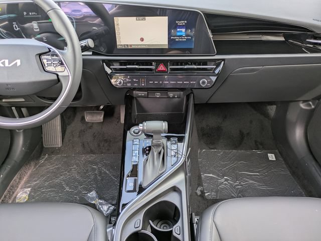 New 2026 Kia Niro EX FWD image 18