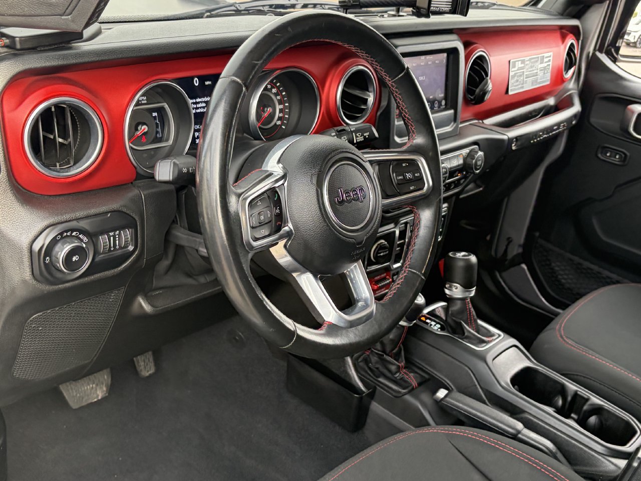Used 2019 Jeep Wrangler Unlimited Rubicon w/ Safety Group AWD/4WD image 23