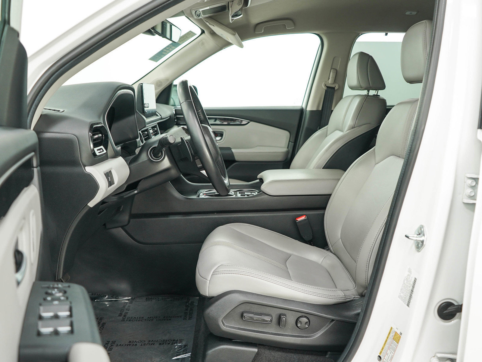 Used 2025 Honda Pilot EX-L image 25