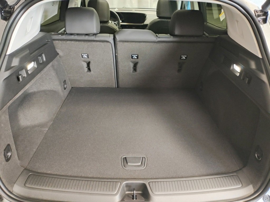 New 2026 Buick Envision Avenir image 16