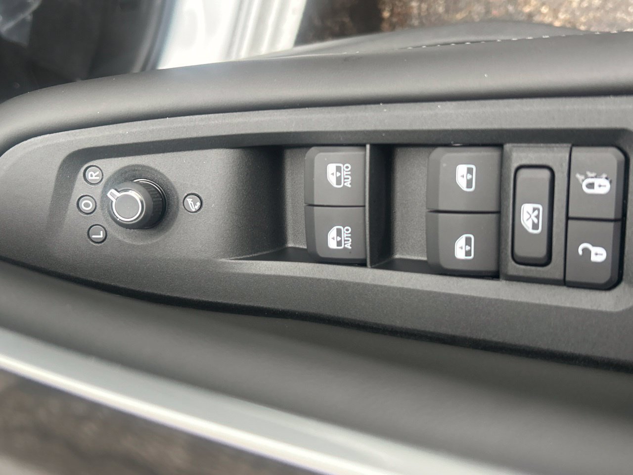 New 2027 Jeep Grand Cherokee Limited AWD/4WD image 16