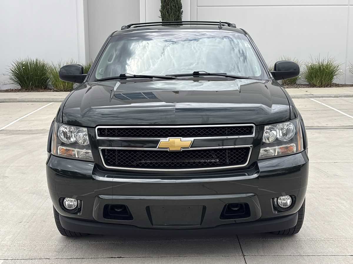 Used 2013 Chevrolet Avalanche LS AWD/4WD image 7