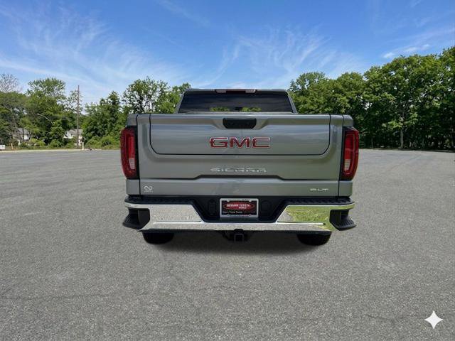 Used 2024 GMC Sierra 1500 SLT AWD/4WD image 7