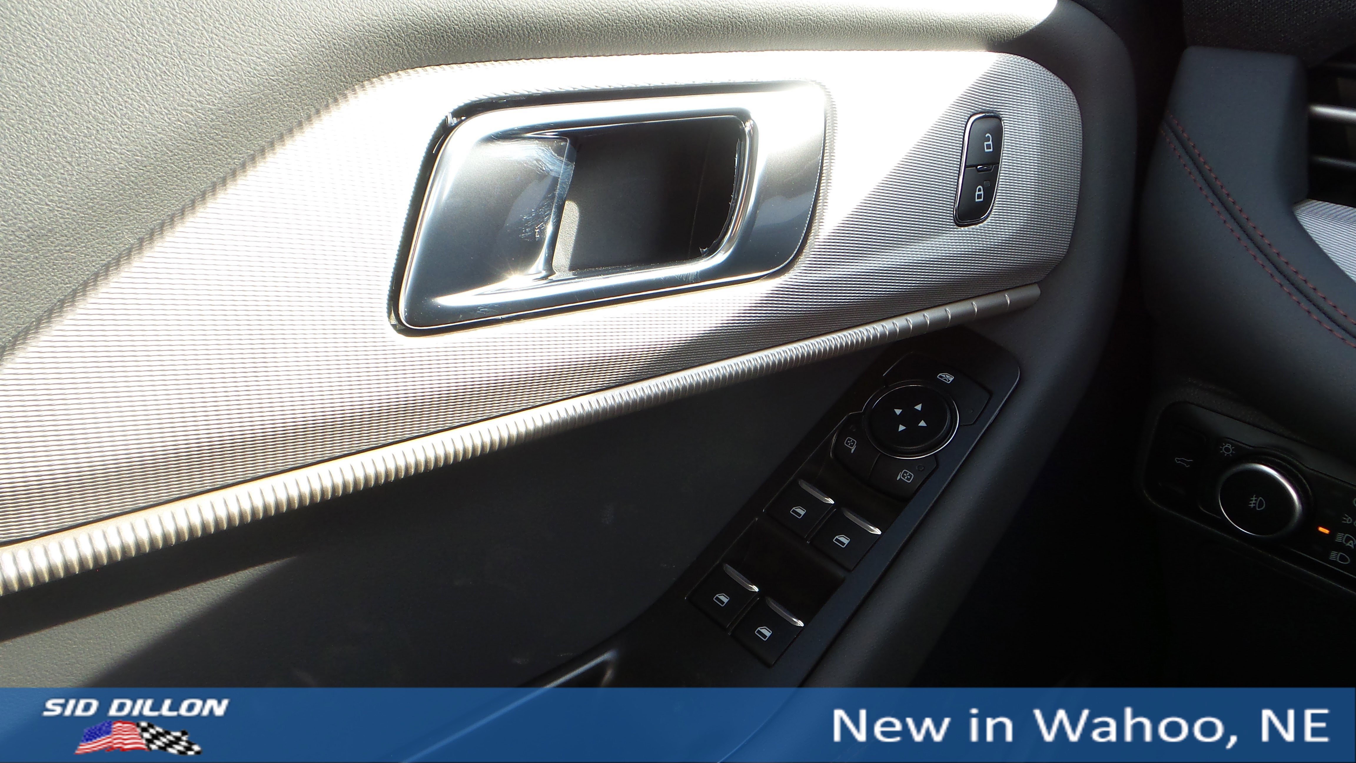 New 2025 Ford Explorer Active w/ Active Comfort Package image 13