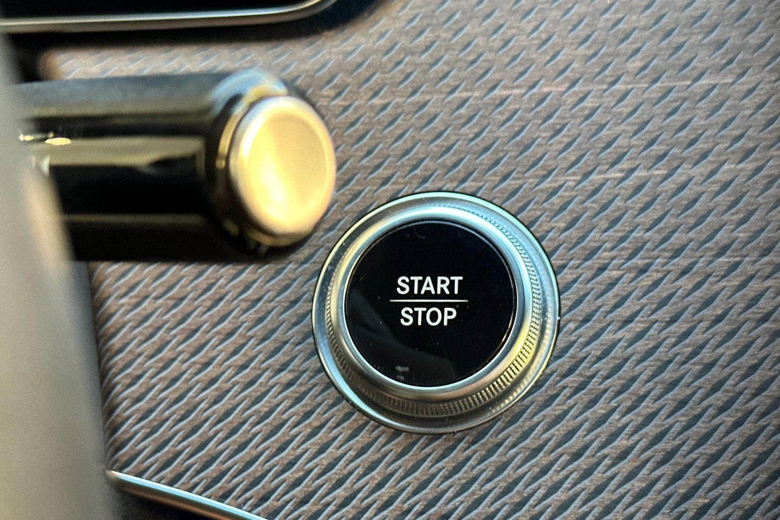 Certified 2023 Mercedes-Benz EQE 350+ 4MATIC Sedan w/ Exclusive Trim Package image 23