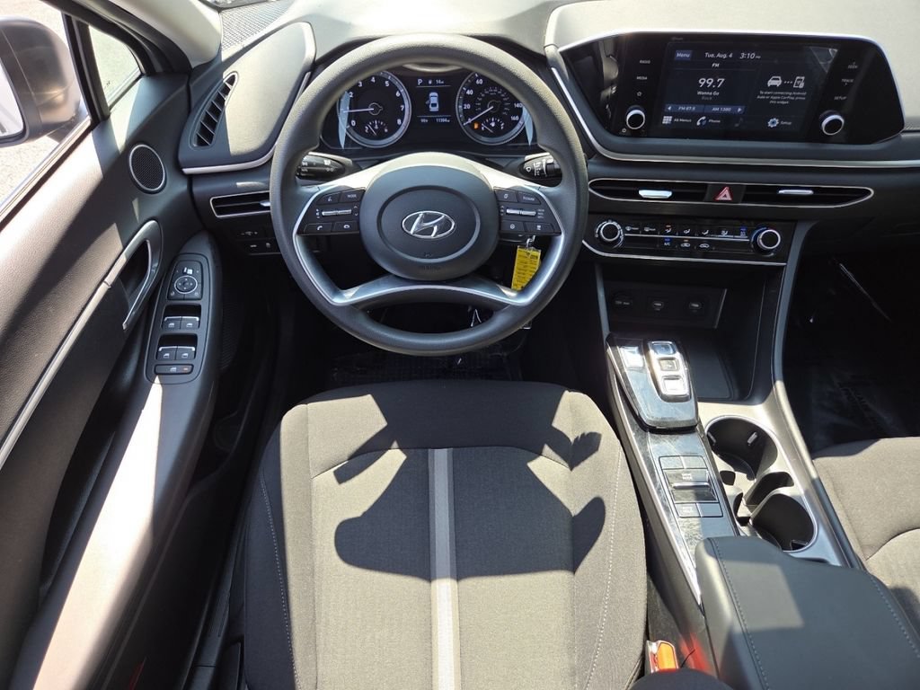 Used 2023 Hyundai Sonata SE FWD image 28