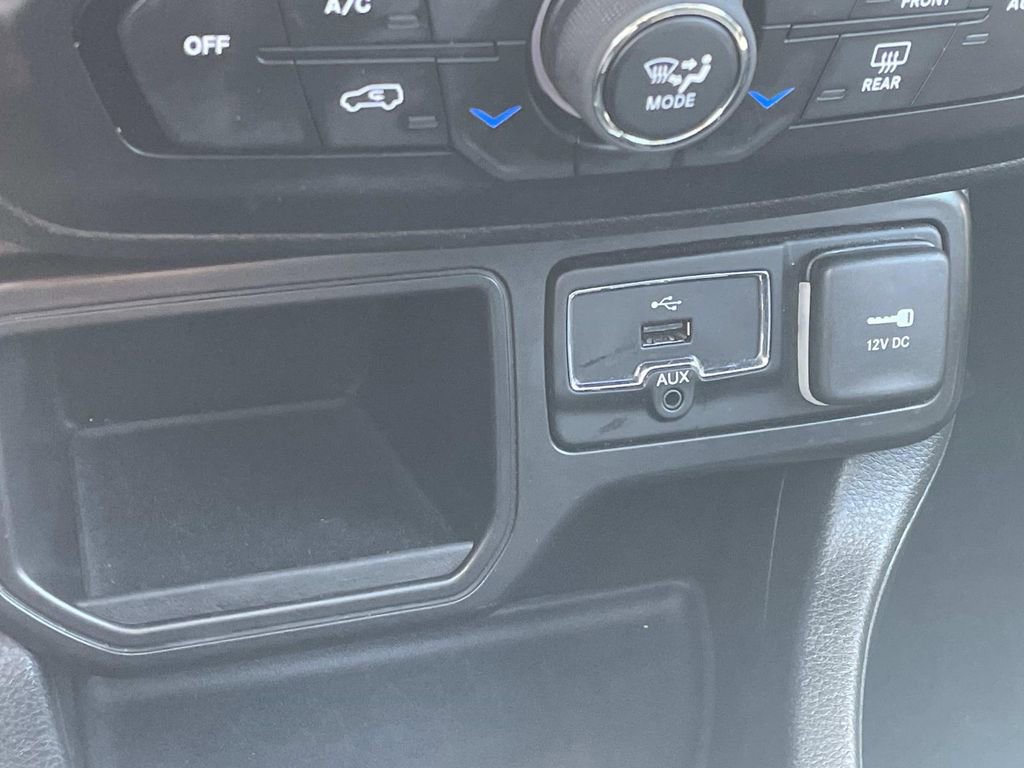 Used 2020 Jeep Renegade Altitude image 22