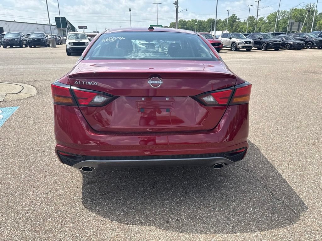 New 2026 Nissan Altima 2.5 SV w/ SV Special Edition Package FWD image 6