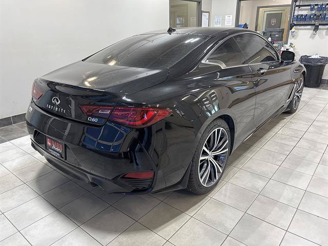 Used 2017 INFINITI Q60 3.0t AWD/4WD image 4