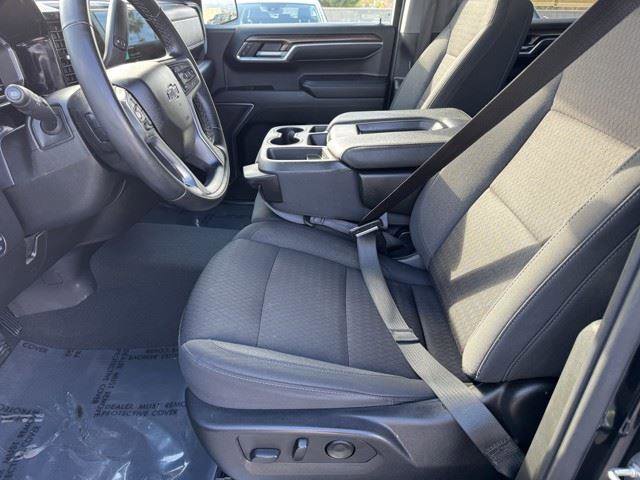 Used 2023 Chevrolet Silverado 1500 RST w/ Protection Package image 17