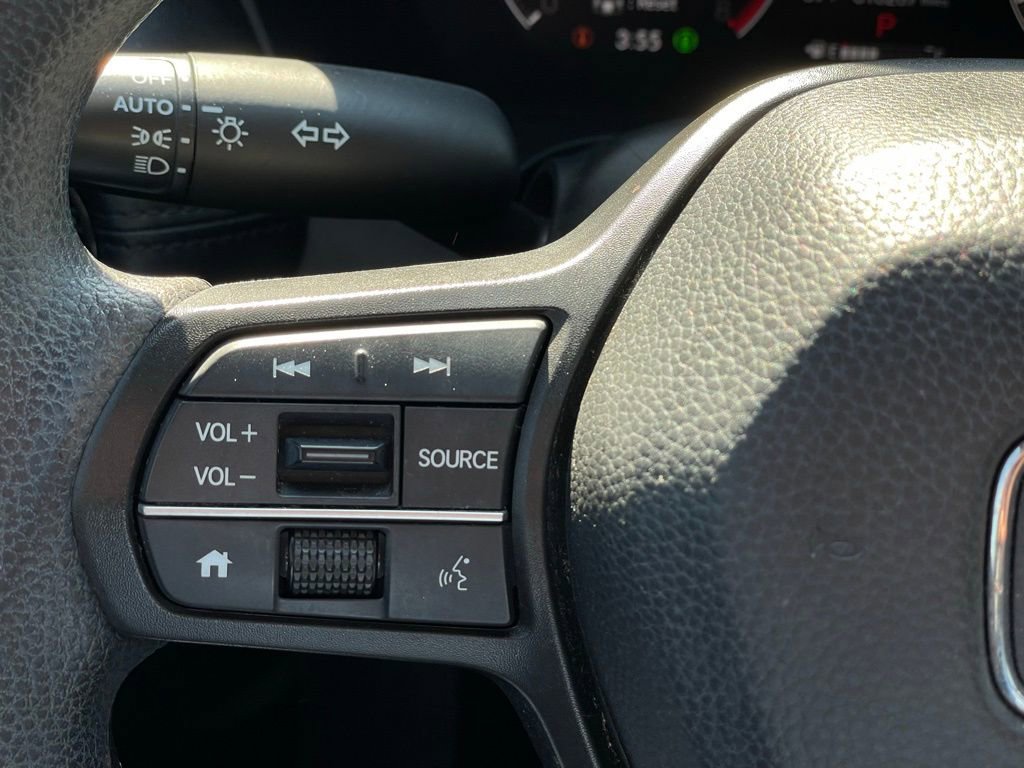 Certified 2025 Honda HR-V LX image 15