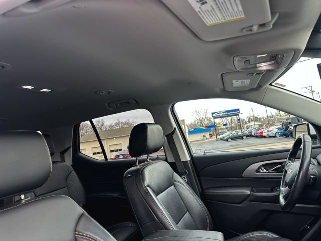 Used 2018 Chevrolet Traverse LT image 27