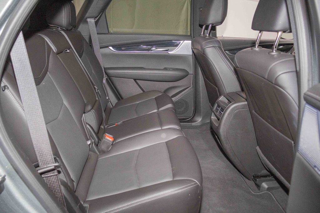 Used 2023 Cadillac XT5 Premium Luxury image 13