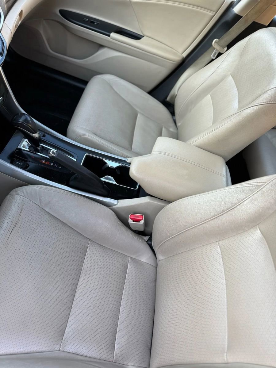 Used 2017 Honda Accord EX-L image 9