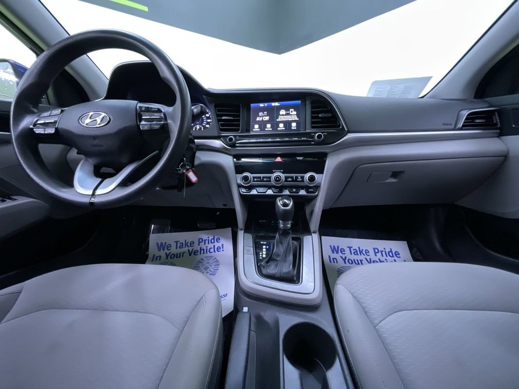 Used 2020 Hyundai Elantra SEL image 17