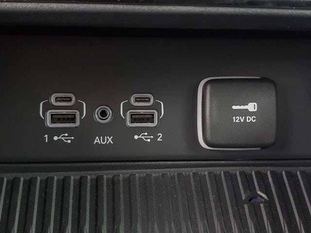 New 2026 Jeep Grand Cherokee Altitude AWD/4WD image 32