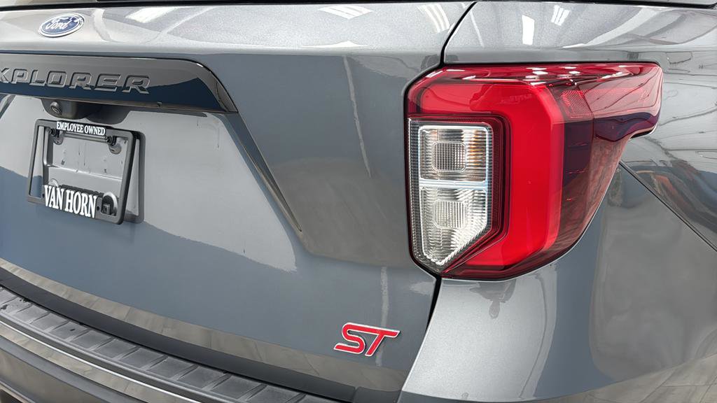 Used 2023 Ford Explorer ST w/ Equipment Group 401A AWD/4WD image 42