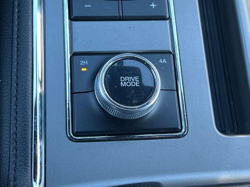 Used 2021 Ford Expedition XLT image 35