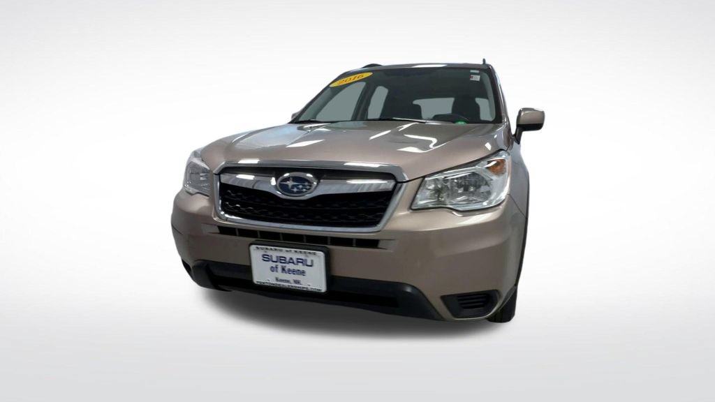Used 2016 Subaru Forester 2.5i Premium w/ All-Weather Package AWD/4WD image 3