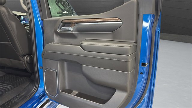 Used 2024 Chevrolet Silverado 1500 LT w/ Leather Package image 31