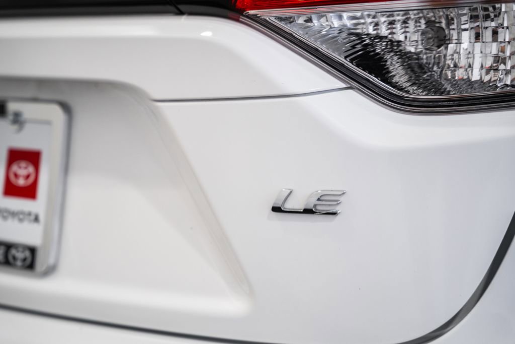 Used 2024 Toyota Corolla LE image 7