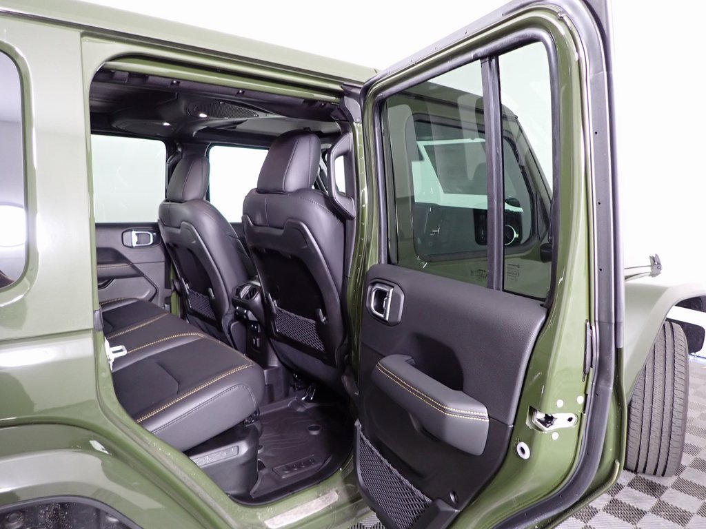 New 2024 Jeep Wrangler Unlimited Sahara w/ Technology Group image 28