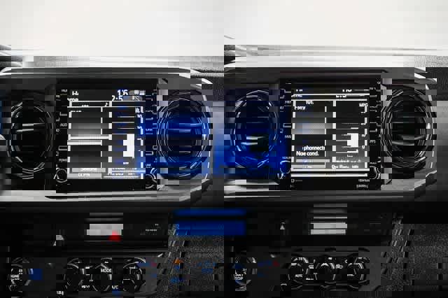 Certified 2023 Toyota Tacoma TRD Off-Road image 15