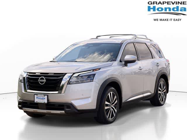 Used 2024 Nissan Pathfinder Platinum w/ Cargo Package AWD/4WD image 1