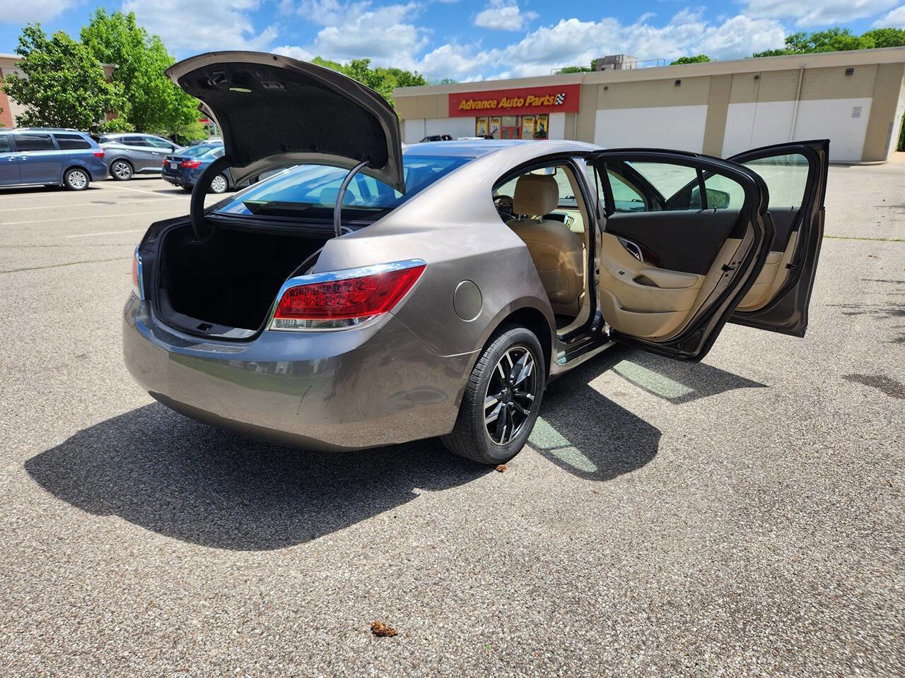 Used 2010 Buick LaCrosse CX FWD image 21