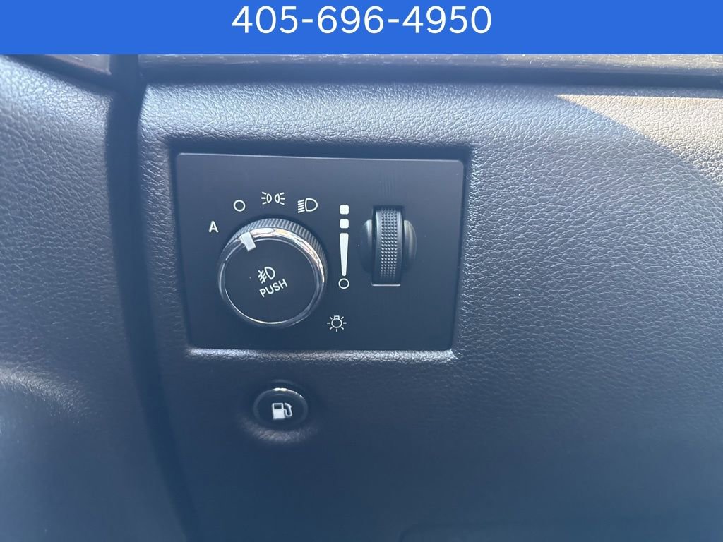 Used 2018 Jeep Grand Cherokee Altitude image 30