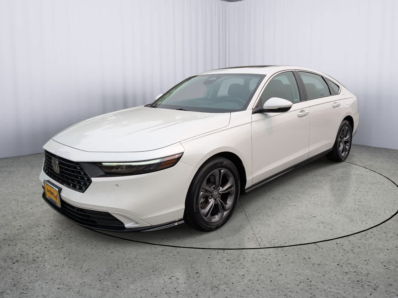 Certified 2025 Honda Accord EX-L image 7