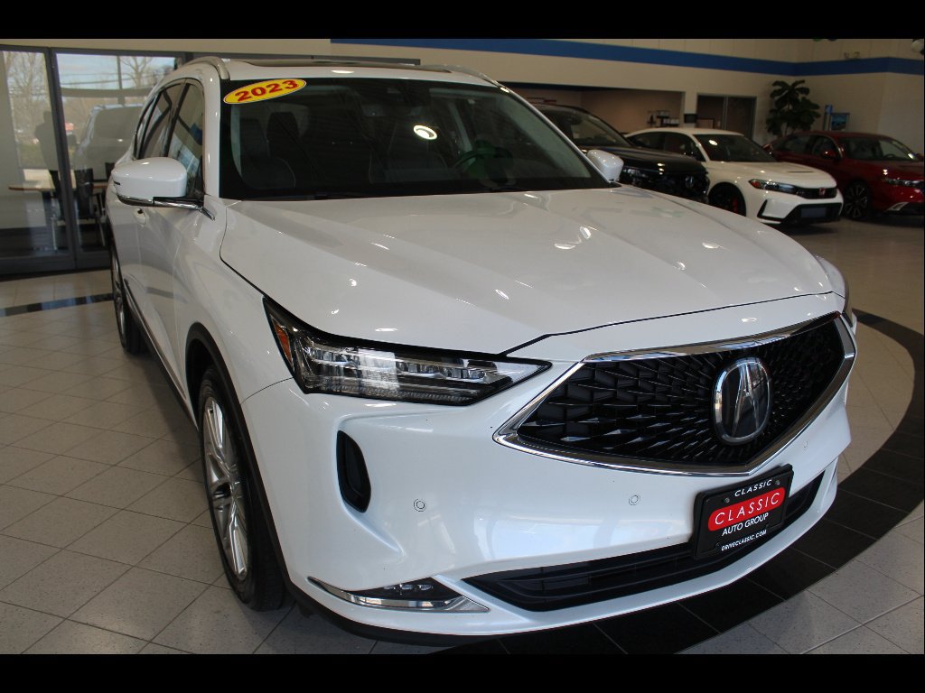 Used 2023 Acura MDX w/ Advance Package AWD/4WD image 3
