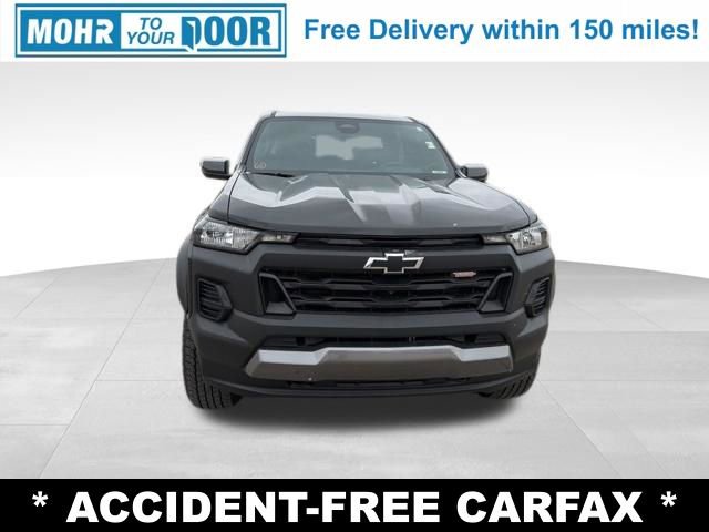 Used 2025 Chevrolet Colorado Trail Boss image 11