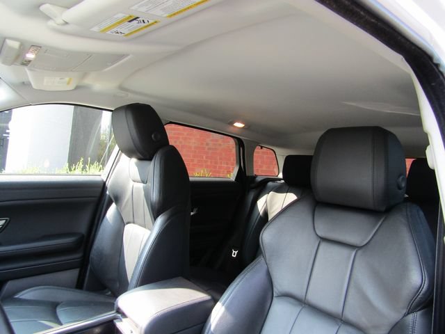 Used 2018 Land Rover Range Rover Evoque SE AWD/4WD image 17