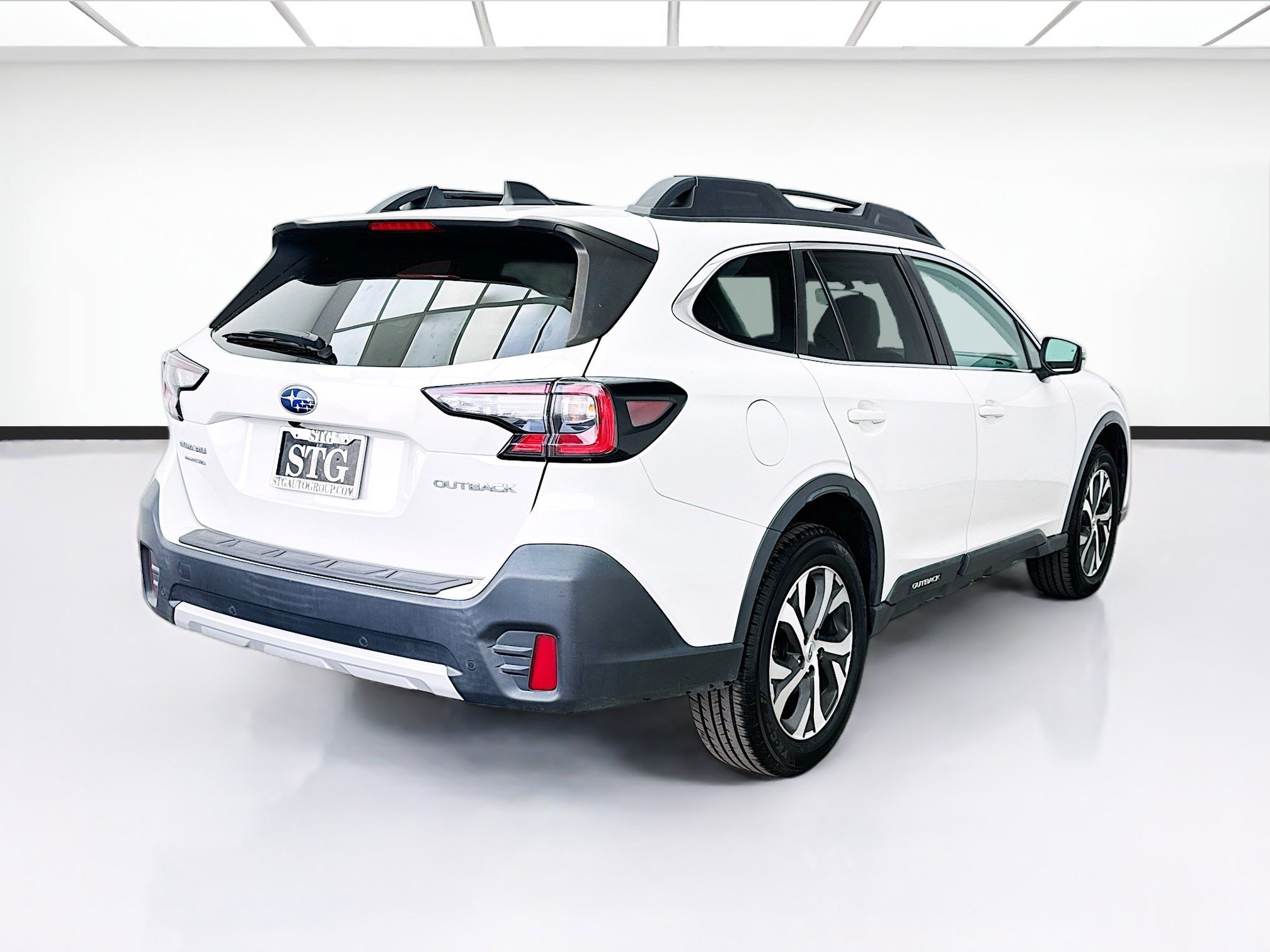 Used 2022 Subaru Outback Limited AWD/4WD image 4