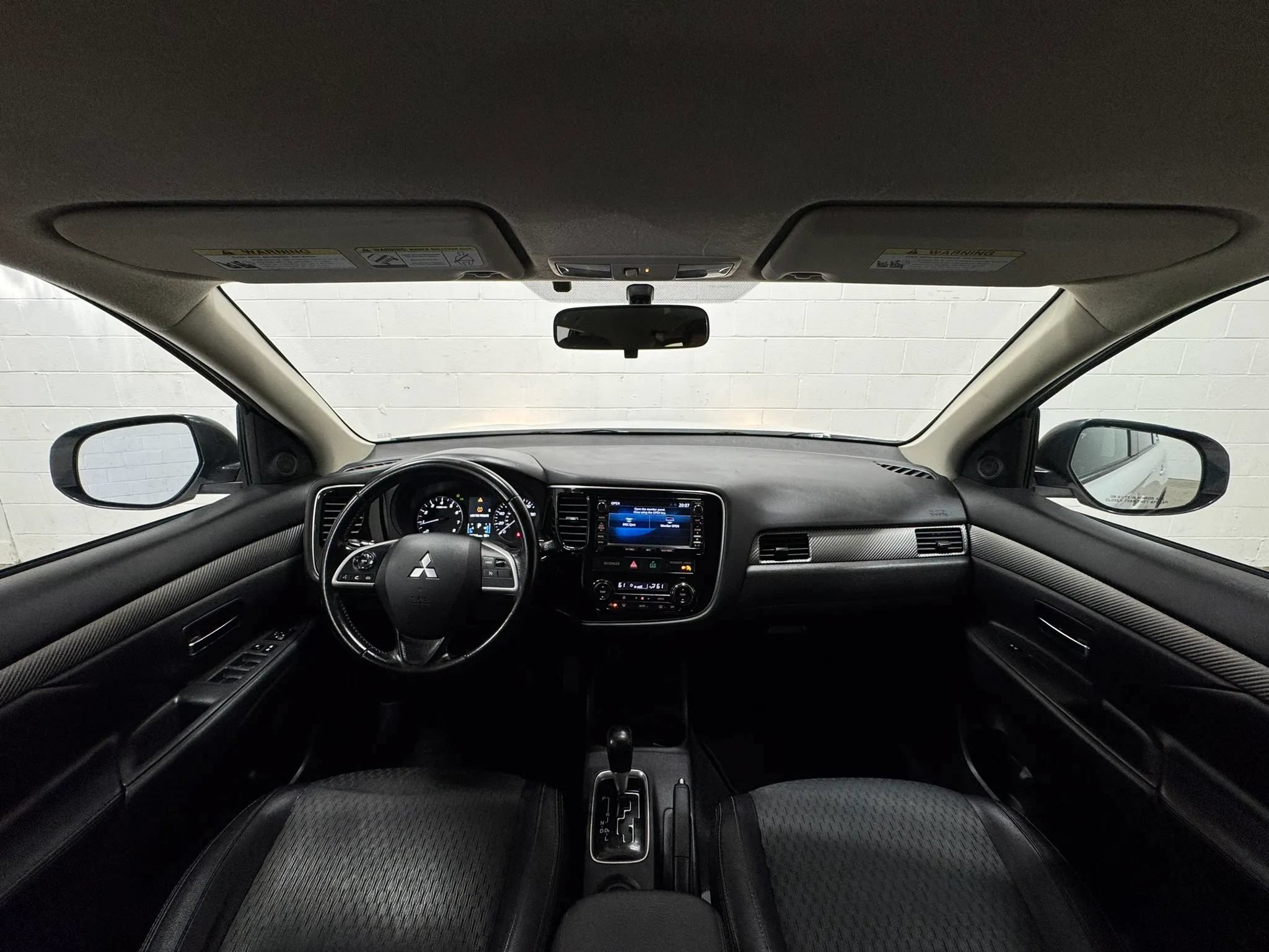 Used 2015 Mitsubishi Outlander SE FWD image 16