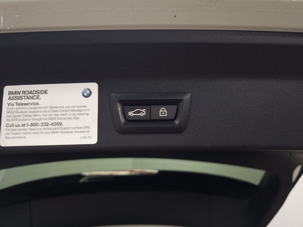 Used 2023 BMW X3 xDrive30i w/ Premium Package w/ZPA AWD/4WD image 6