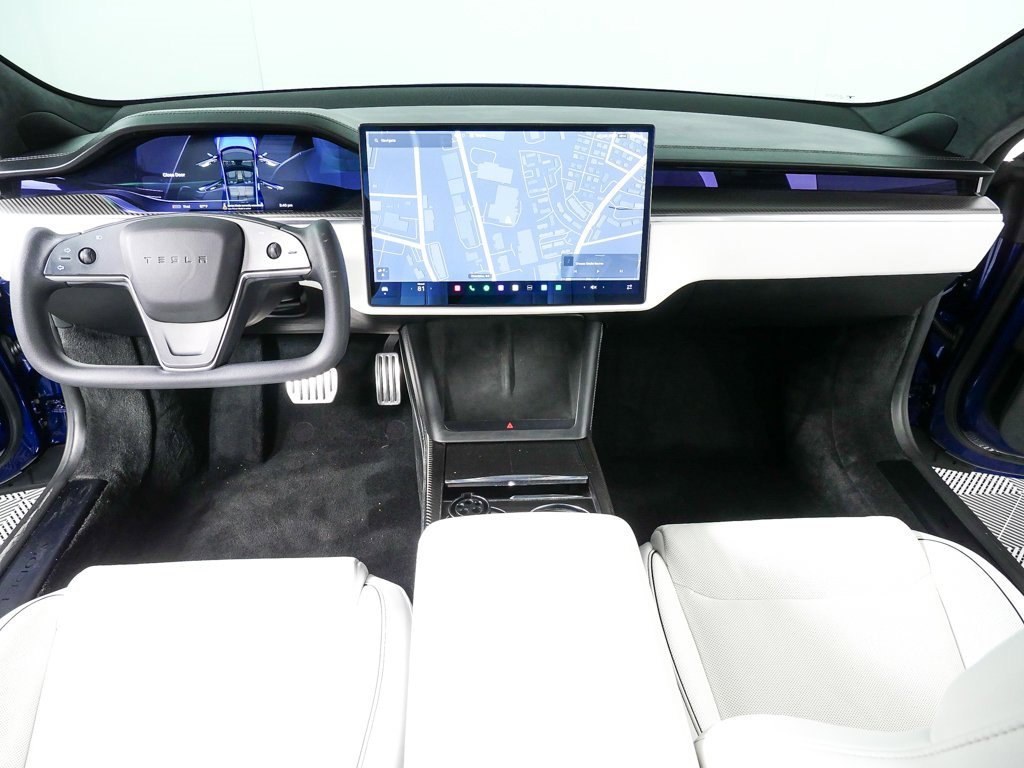 Used 2022 Tesla Model S Plaid image 17