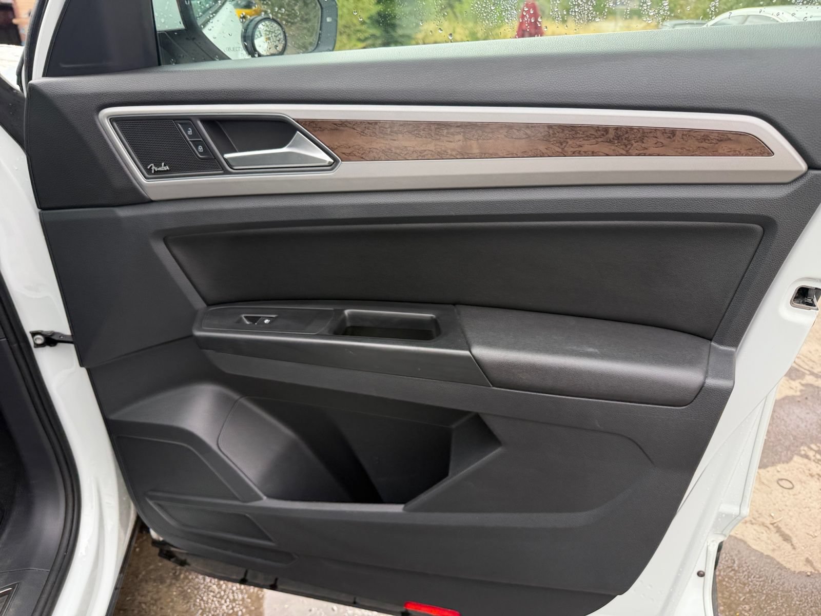 Used 2019 Volkswagen Atlas SEL Premium AWD/4WD image 16