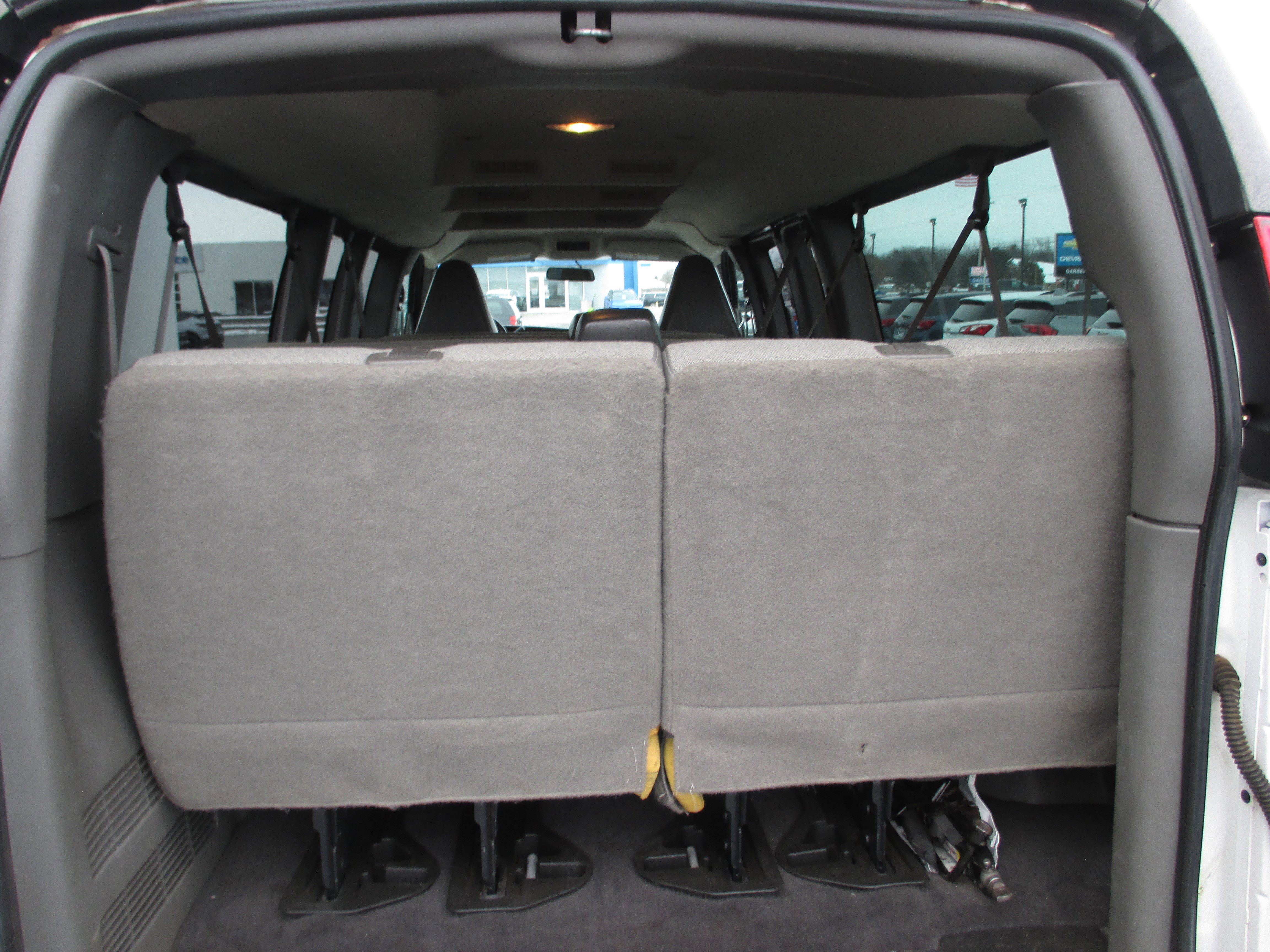 Used 2019 Chevrolet Express 3500 LS image 10