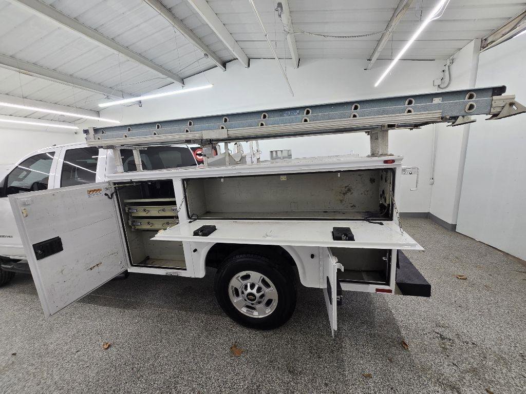 Used 2018 Chevrolet Silverado 2500 LT RWD image 9