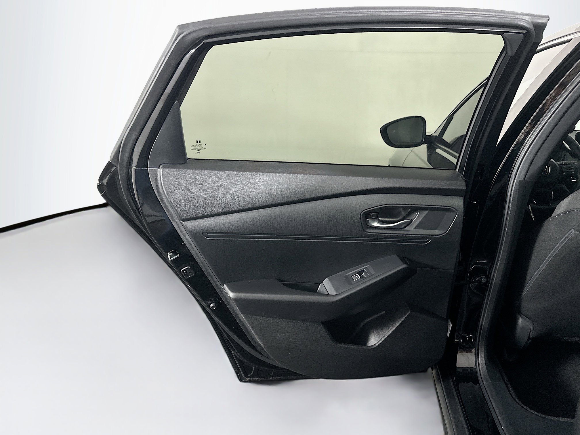 Used 2025 Honda Accord Sport image 25