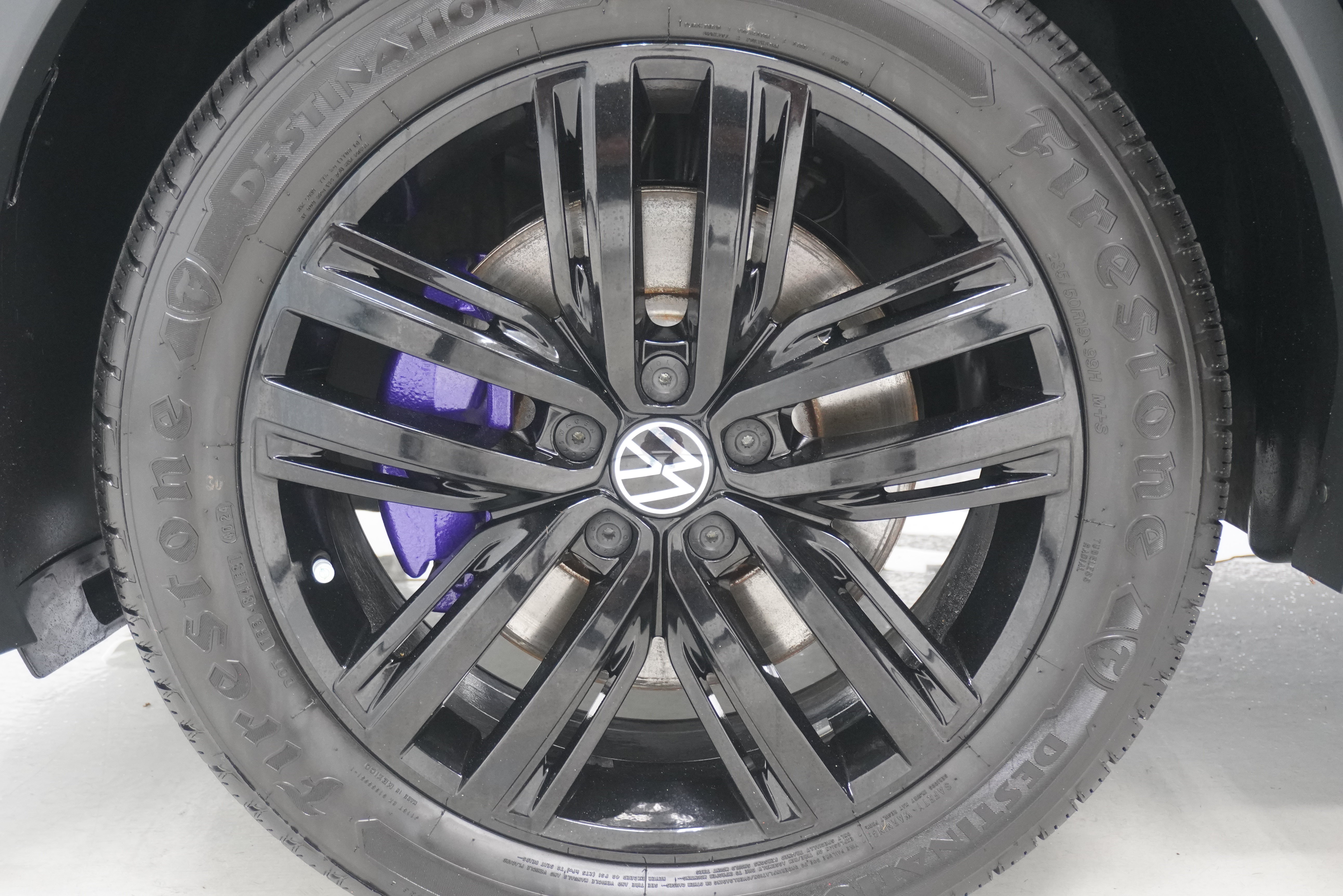 Used 2022 Volkswagen Tiguan SE R-Line AWD/4WD image 31