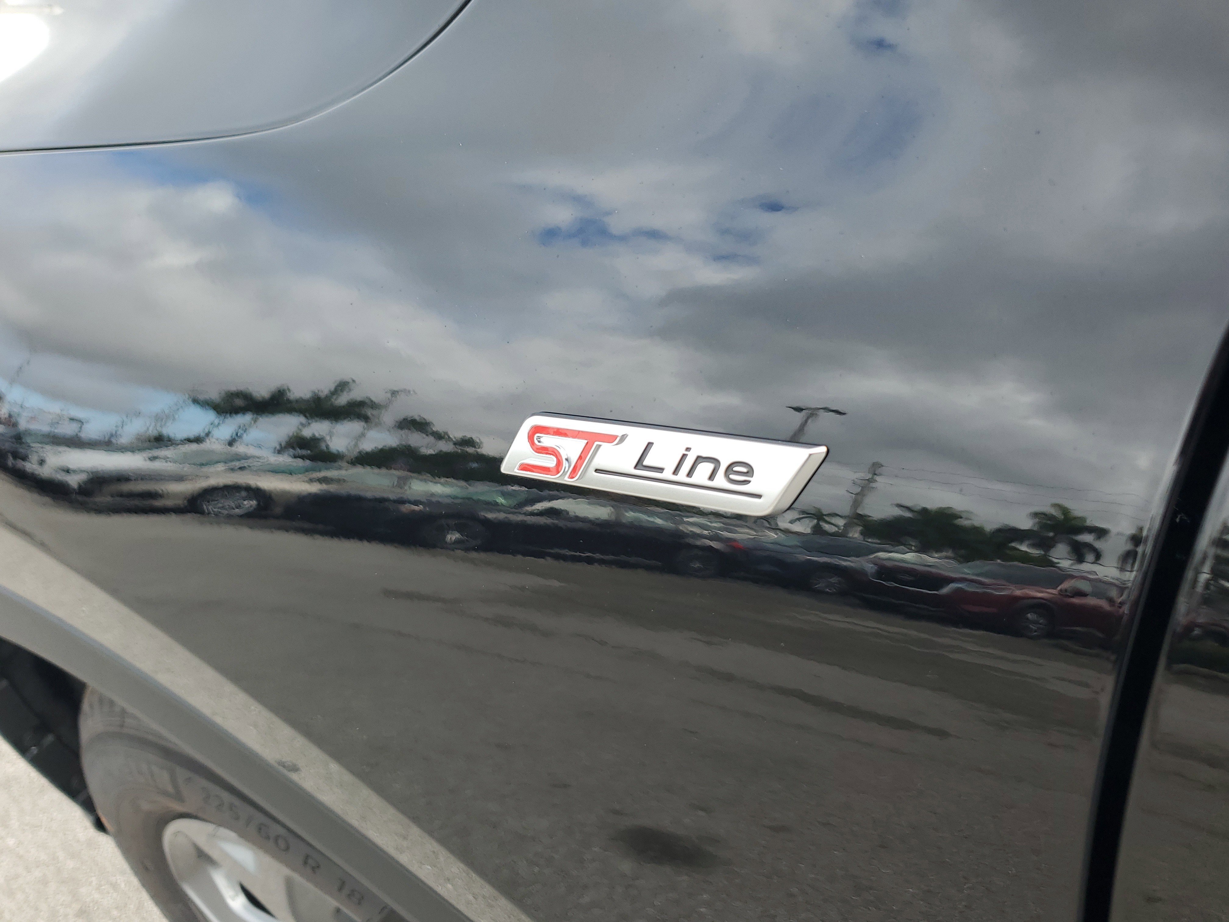 New 2026 Ford Escape ST-Line w/ Tech Pack #1 image 8