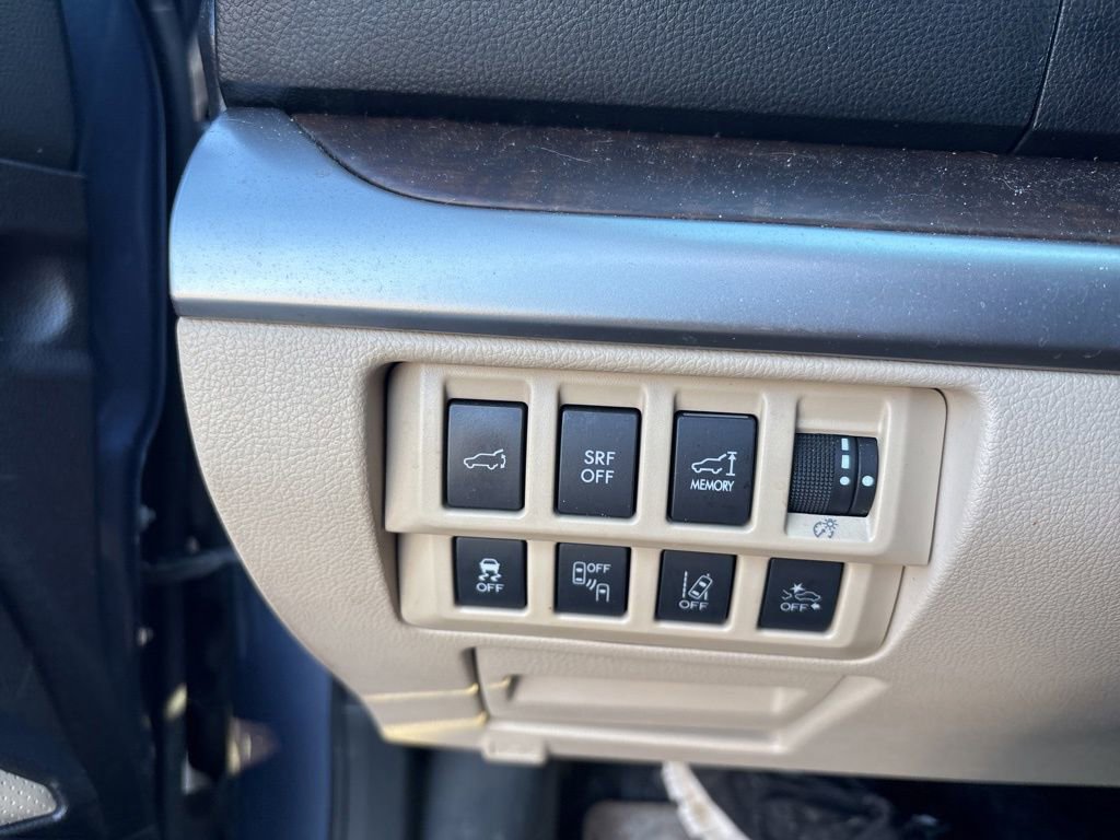 Used 2017 Subaru Outback 2.5i Limited image 56