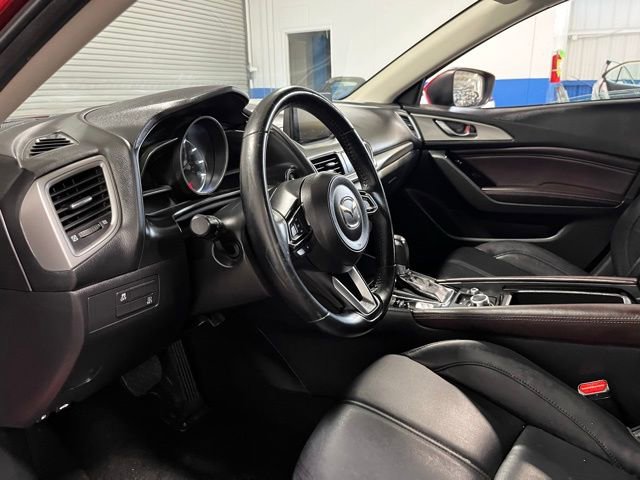 Used 2017 MAZDA MAZDA3 Touring FWD image 22
