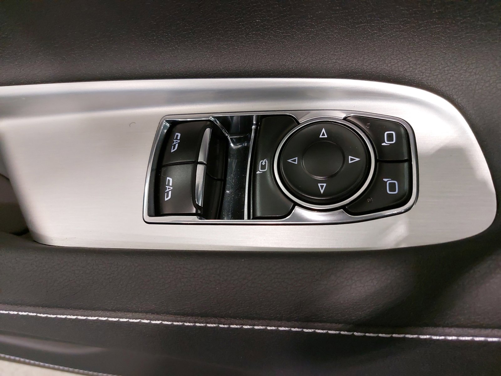 Used 2023 Chevrolet Corvette Stingray Preferred Cpe w/ 2LT image 25