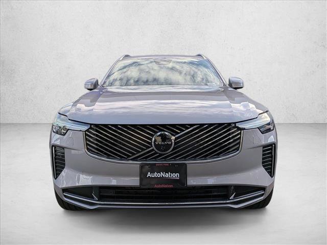 New 2026 Volvo XC90 B6 Plus w/ Protection Package Premier image 7