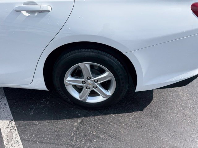 Certified 2024 Chevrolet Malibu LS FWD image 5